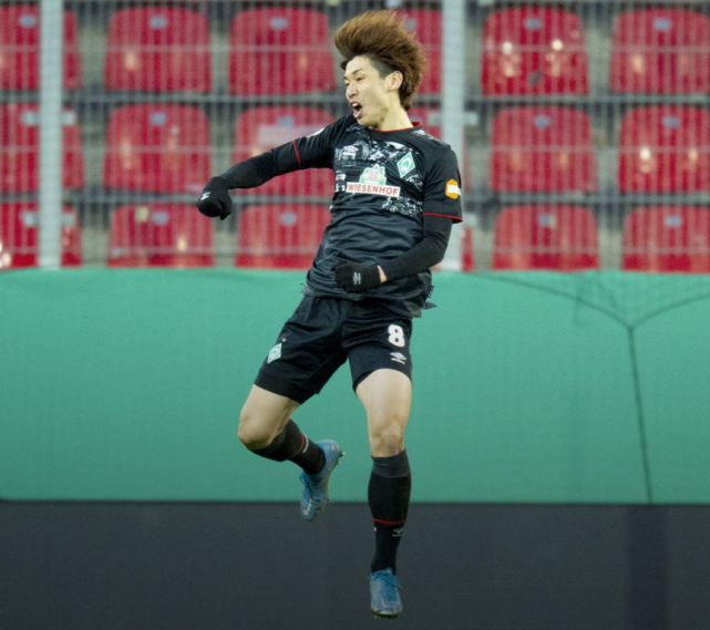 mk直播夏洛特黄蜂冲刺阶段篮板制胜，志在德甲名次提升，悬念犹存，数据趋势出现新变化的简单介绍